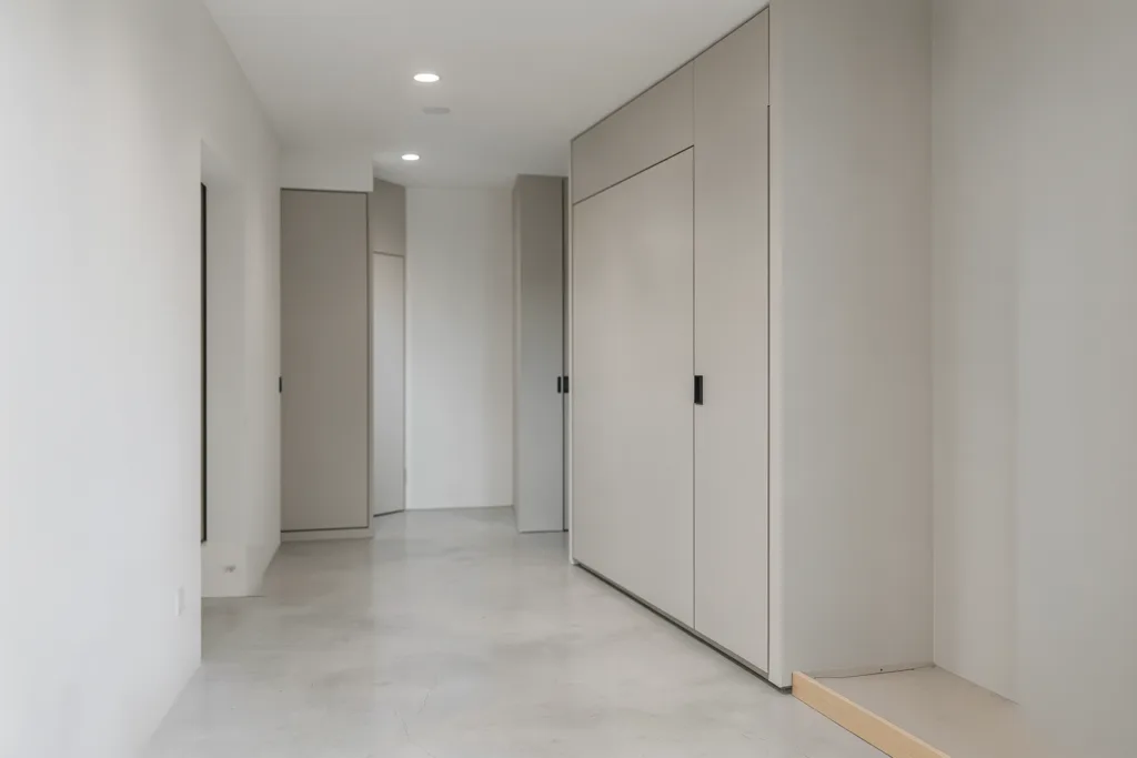 Illustration : Optimisation des petits espaces : vending en couloir ou zone restreinte