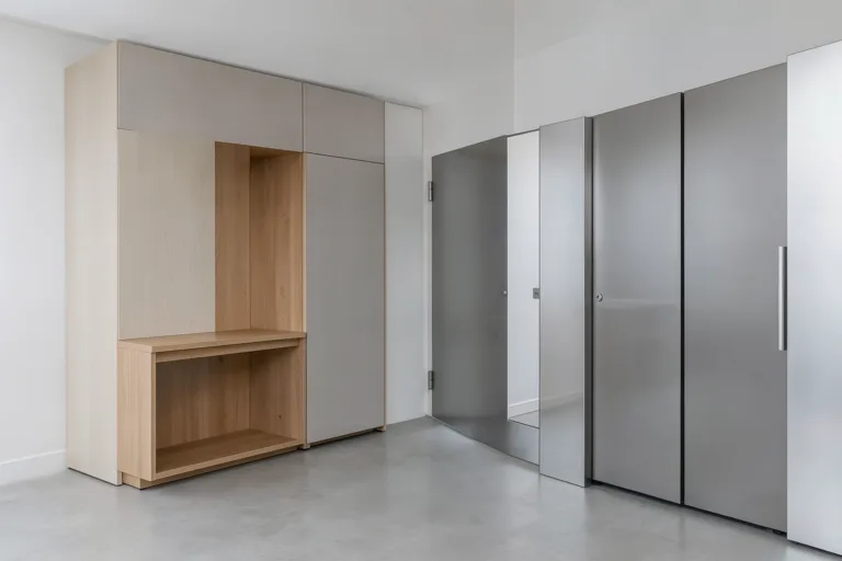 Illustration : Habillage distributeur : choisir entre bois, acier et inox