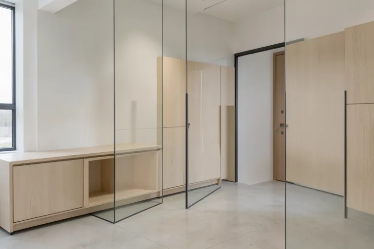 Illustration : Habillage décoratif ou sécurisé : comment choisir pour son distributeur ?