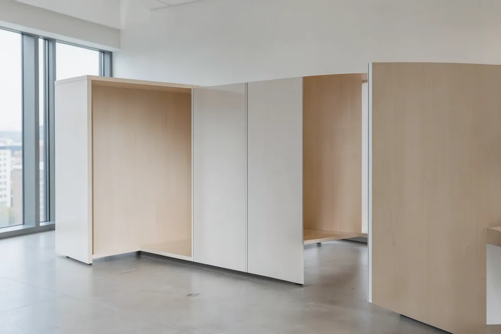 Illustration : Mobilier vending multisites : avantages d'une fabrication en série sur mesure